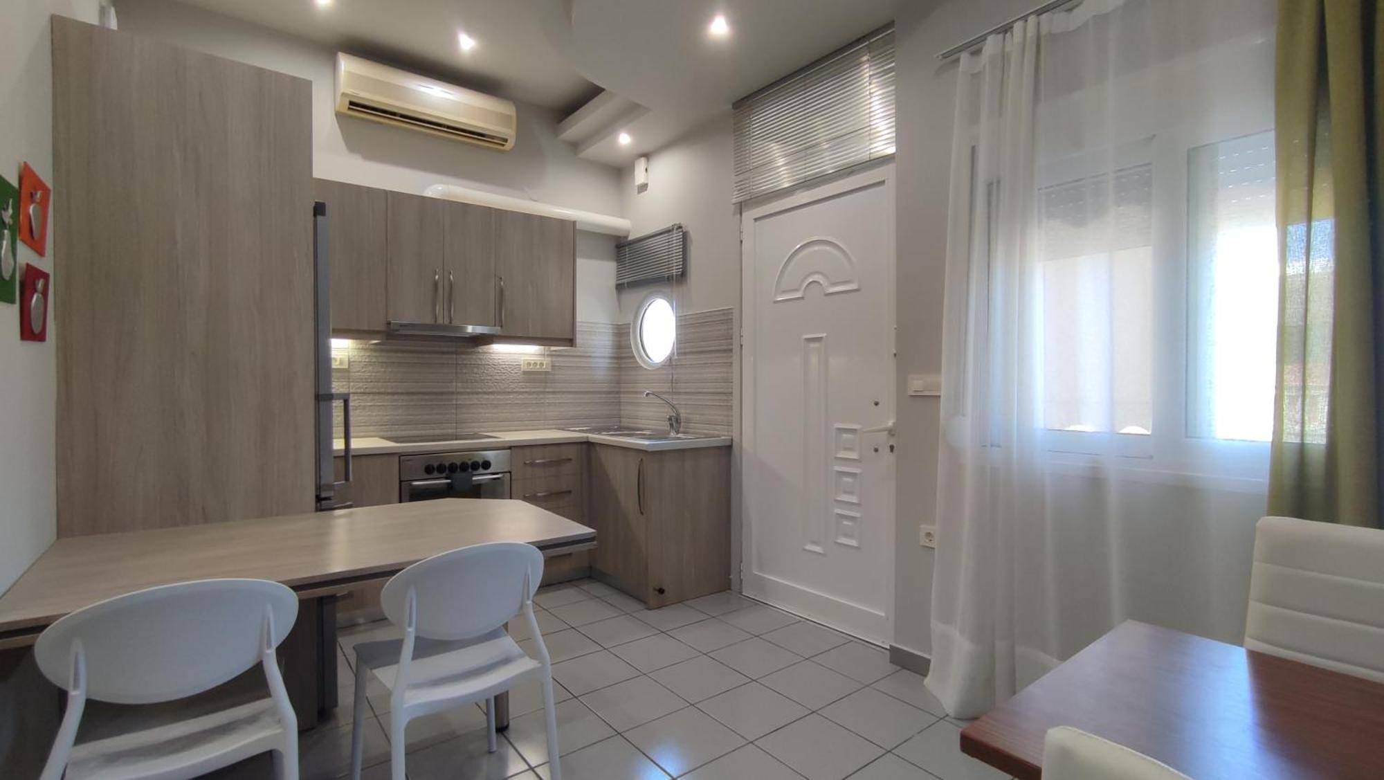 Dennis Stylish Apartment Kato Daratso Ngoại thất bức ảnh